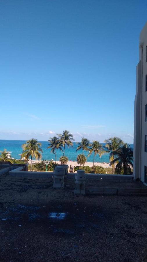 Oceanfront Apartment At Hollywood Beach Resort Exterior photo